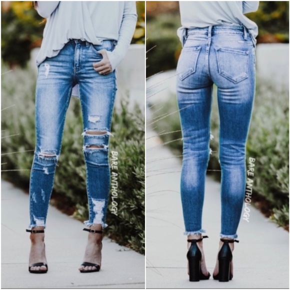 KanCan Medium Wash Distressed denim Skinny jeans - Picture 1 of 5